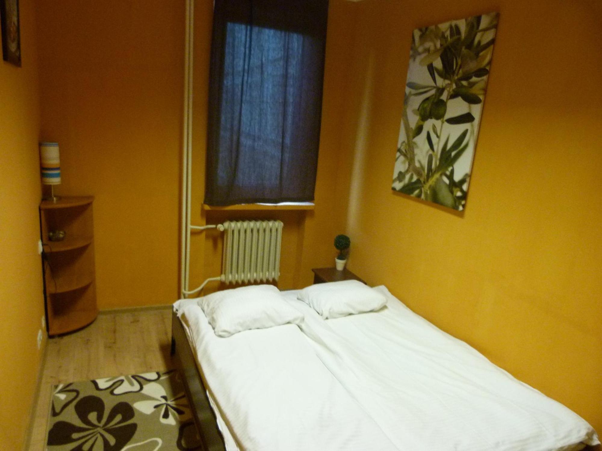 Jasna Hostelik Self Check-In Warsaw Ngoại thất bức ảnh